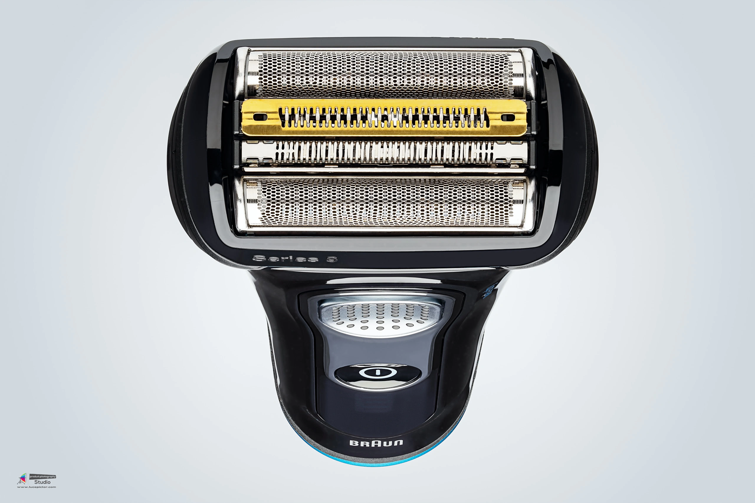 electric shaver product photography